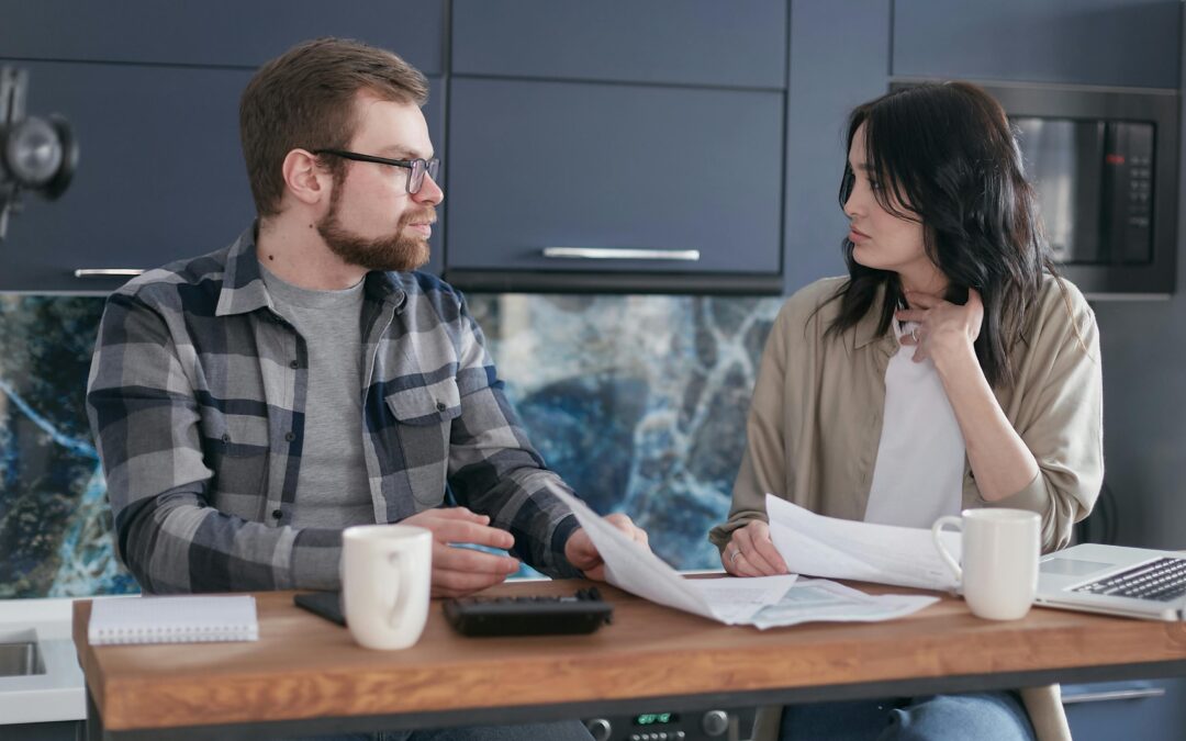 Building a Financial Foundation for Two: Smart Money Moves for Newlyweds